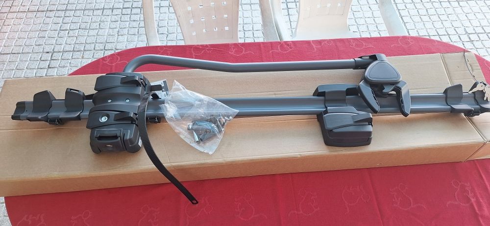 Porta bicicletas para barras de tejadilho de automóvel