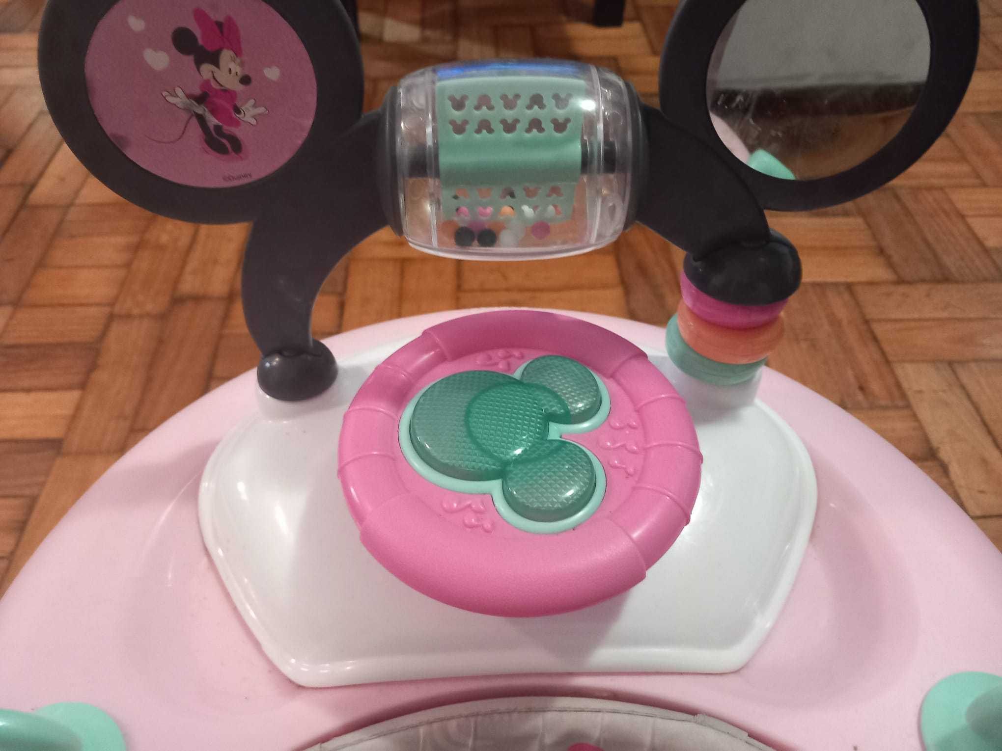 Vendo voador da minnie