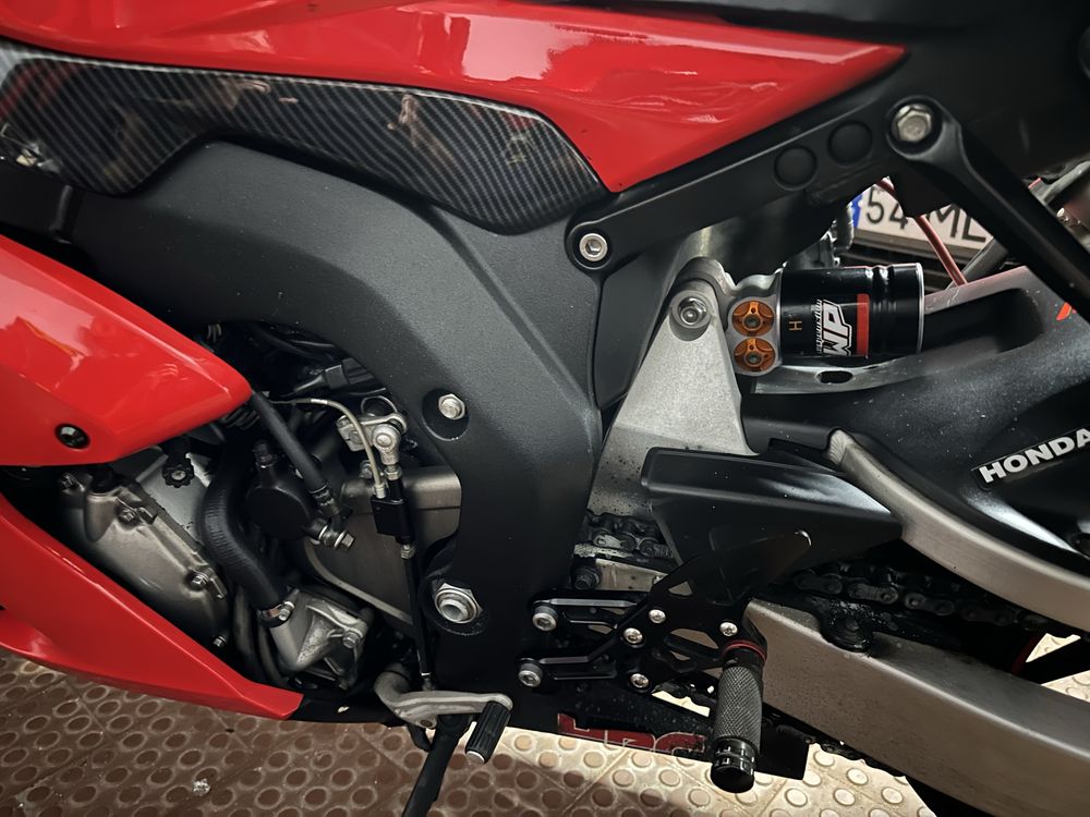 Honda CBR1000RR Fireblade (SC57)