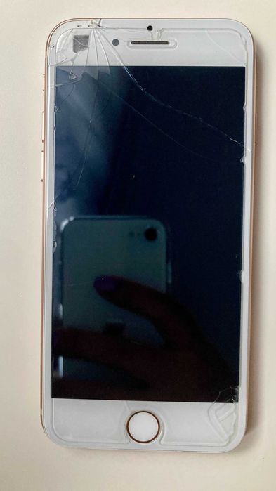 iPhone 8 64 GB – Rose Gold (Ekran do Wymiany) - Stan Idealny!