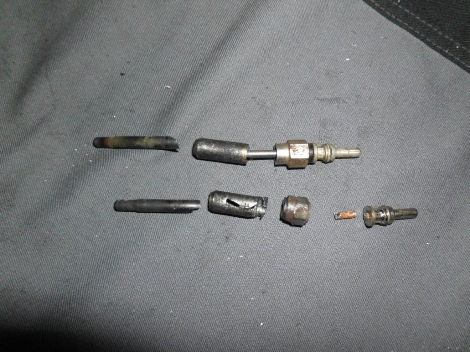 Wyciąganie zapieczonych wtryskiwaczy naprawa urwanych świec żarowych