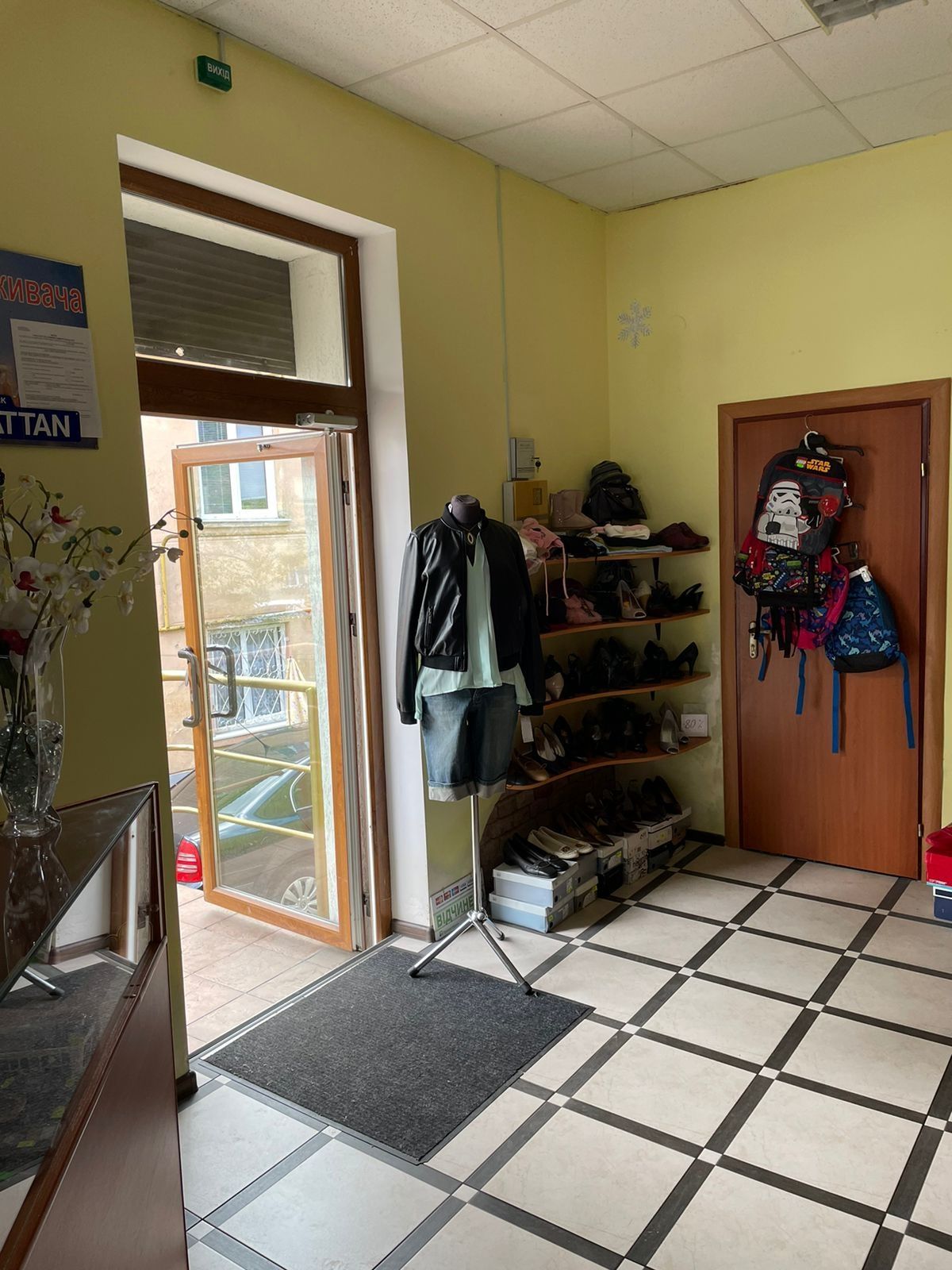 Продаж магазину 63 кв. в центрі міста Дрогобич