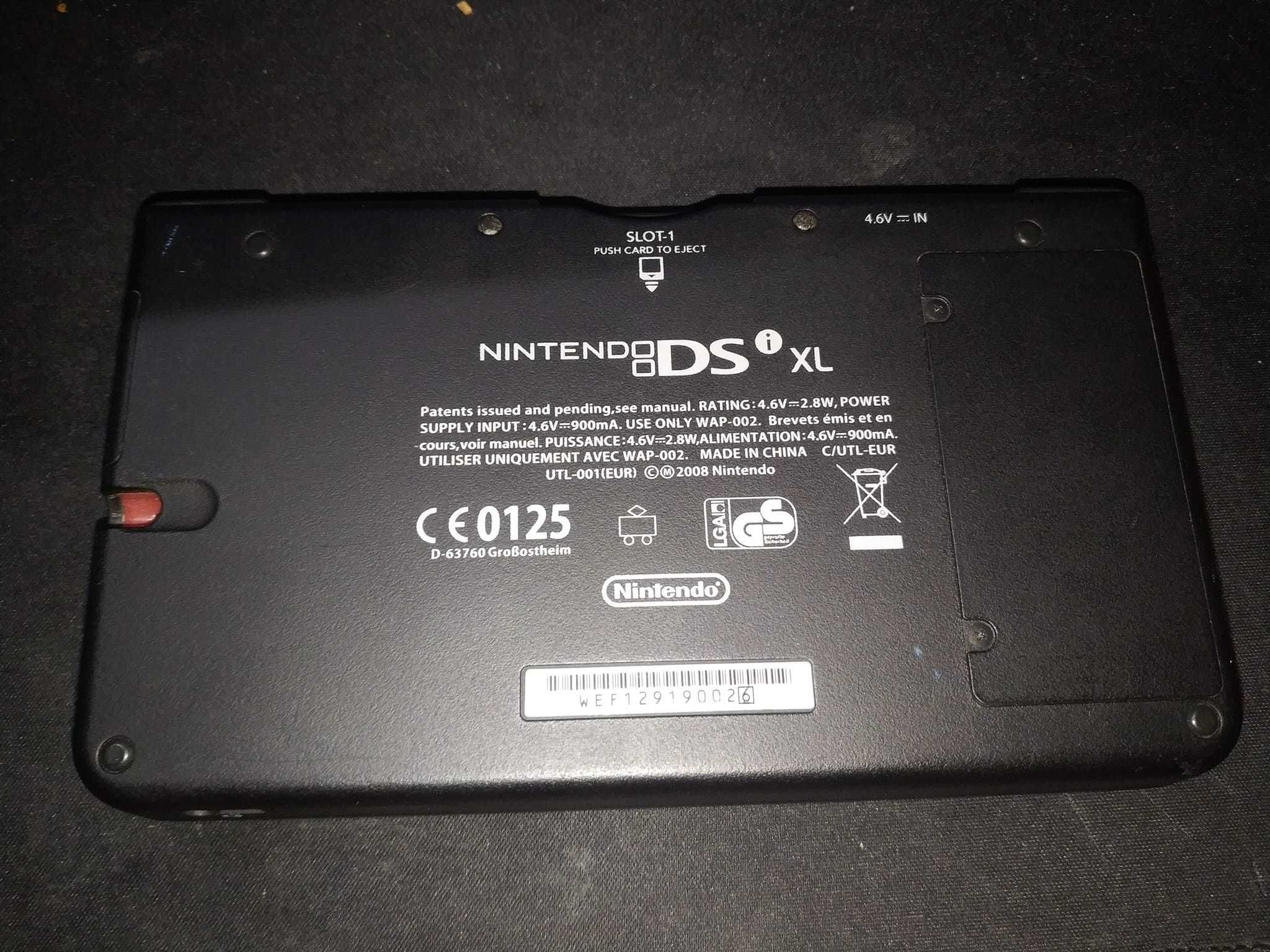 Nintendo DSi XL 25th anniversary of Super Mario Bros