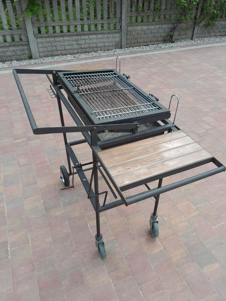 Grill obracany ruszt