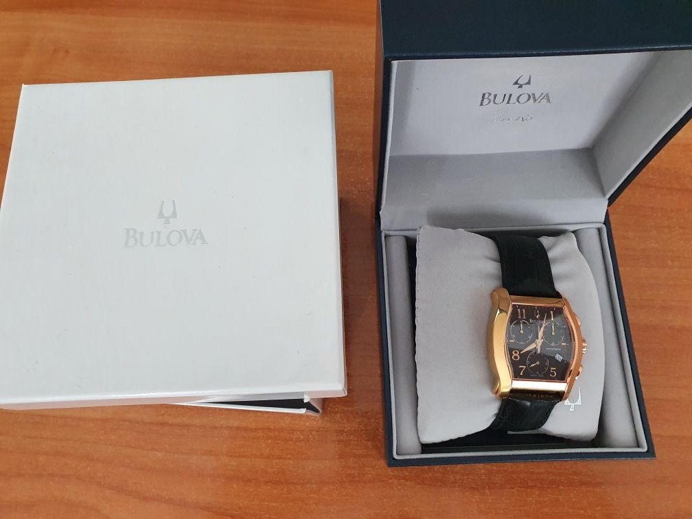 Bulova  швейцарский годинник оригінал