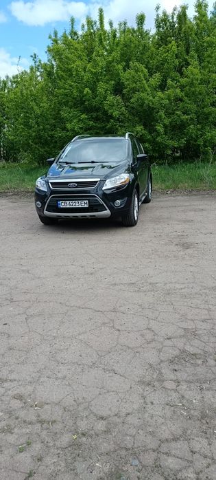 Форд Куга 2 л дізель 2013 року,в хорошому стані.