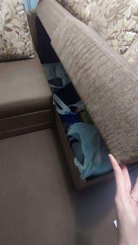 Двоспальний кутовий диван Blest коричневый двухспальный угловой диван