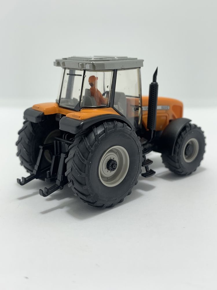 Massey Ferguson 8280 da Wiking escala 1/87