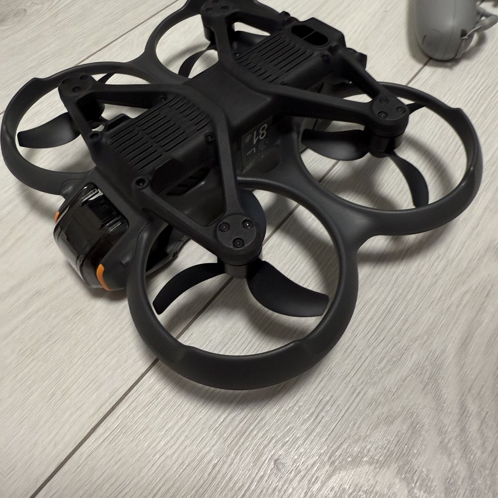 Dron DJI Avata 2 Fly More Combo Pro-View FPV Googles 2