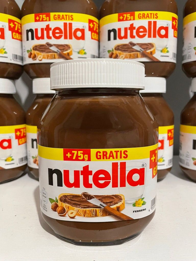Nutella krem czekoladowy 825 gram z Niemiec 2 sztuki
