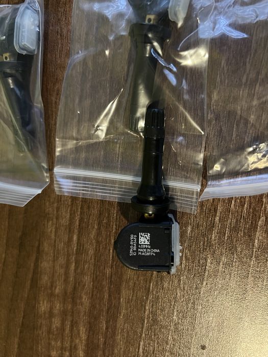 Czujniki ciśnienia opon powietrza Hyundai KIA TPMS Nowe^ 52940-BV100