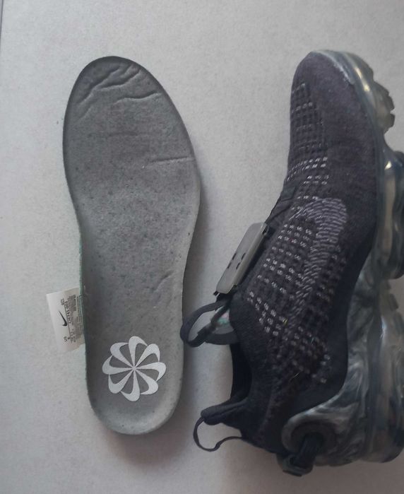 Buty 36,5 Nike Air Vapormax 2020 Flyknit 

Tylko przedmiot