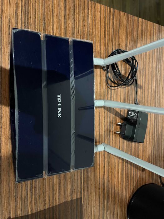 TP Link 45MBPS Wireless N Gigabit Router, Model TL-WR1043ND