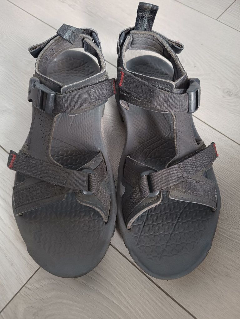Sandały chłopięce Quechua r.38/39