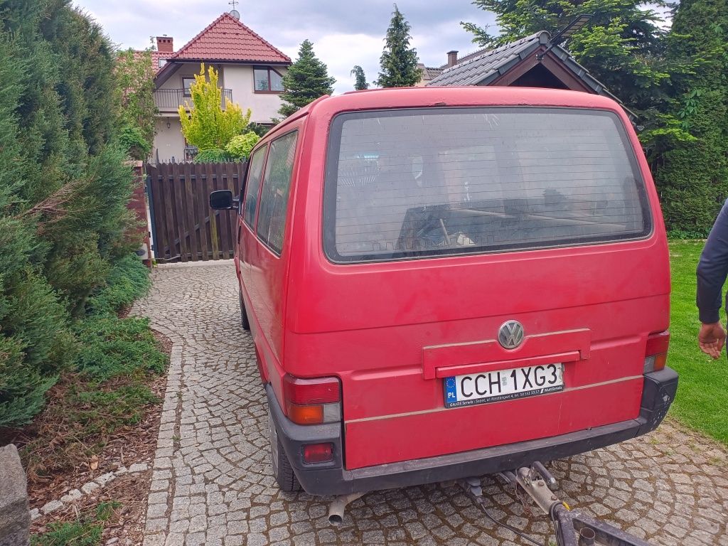 Volkswagen T4 2.4 6 osobowy HAK