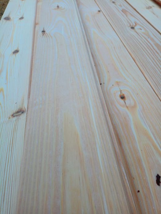 Deska elewacyjna pióro-wpust, podbitka