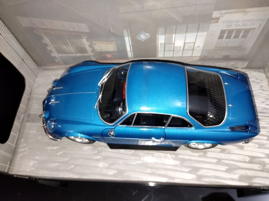 Alpine A110  1/18 Solido