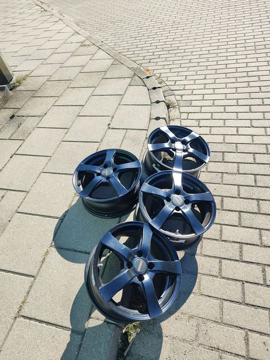 felgi aluminiowe do Toyoty Yaris