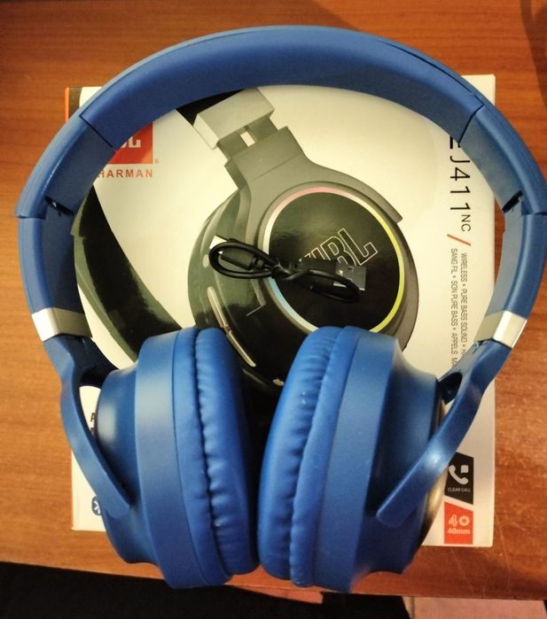 Headphones sem fios JBL J411NC