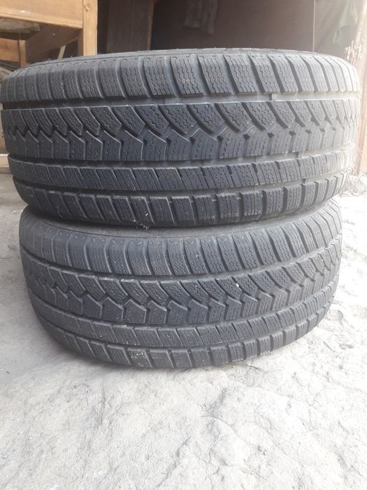 Продам зимнию резину почть новая