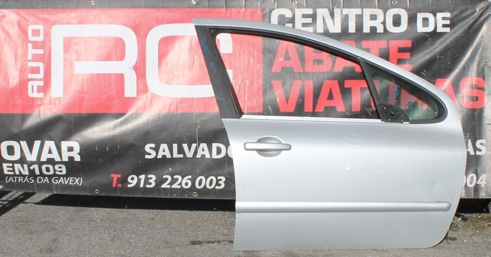Porta da Frente do Lado Esquerdo Peugeot 307