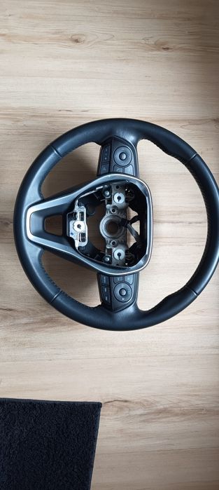 Kierownica Toyota Corolla E21 po lift 2023