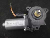 SILNICZEK SZYBY PRAWY PRZÓD FIESTA V MK6 02-08 0130821939 2PIN FORD FUSION