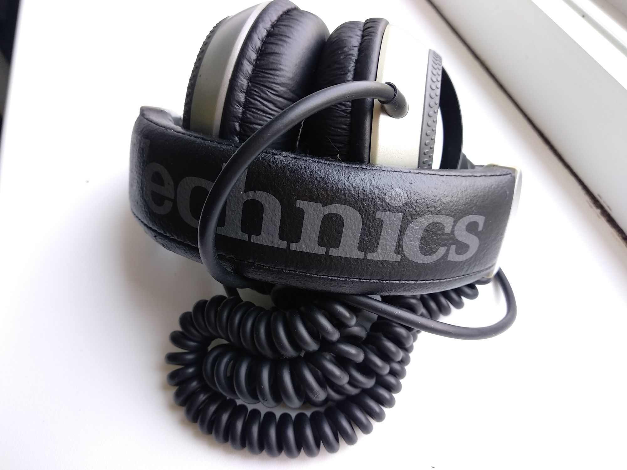 Навушники Technics 1210