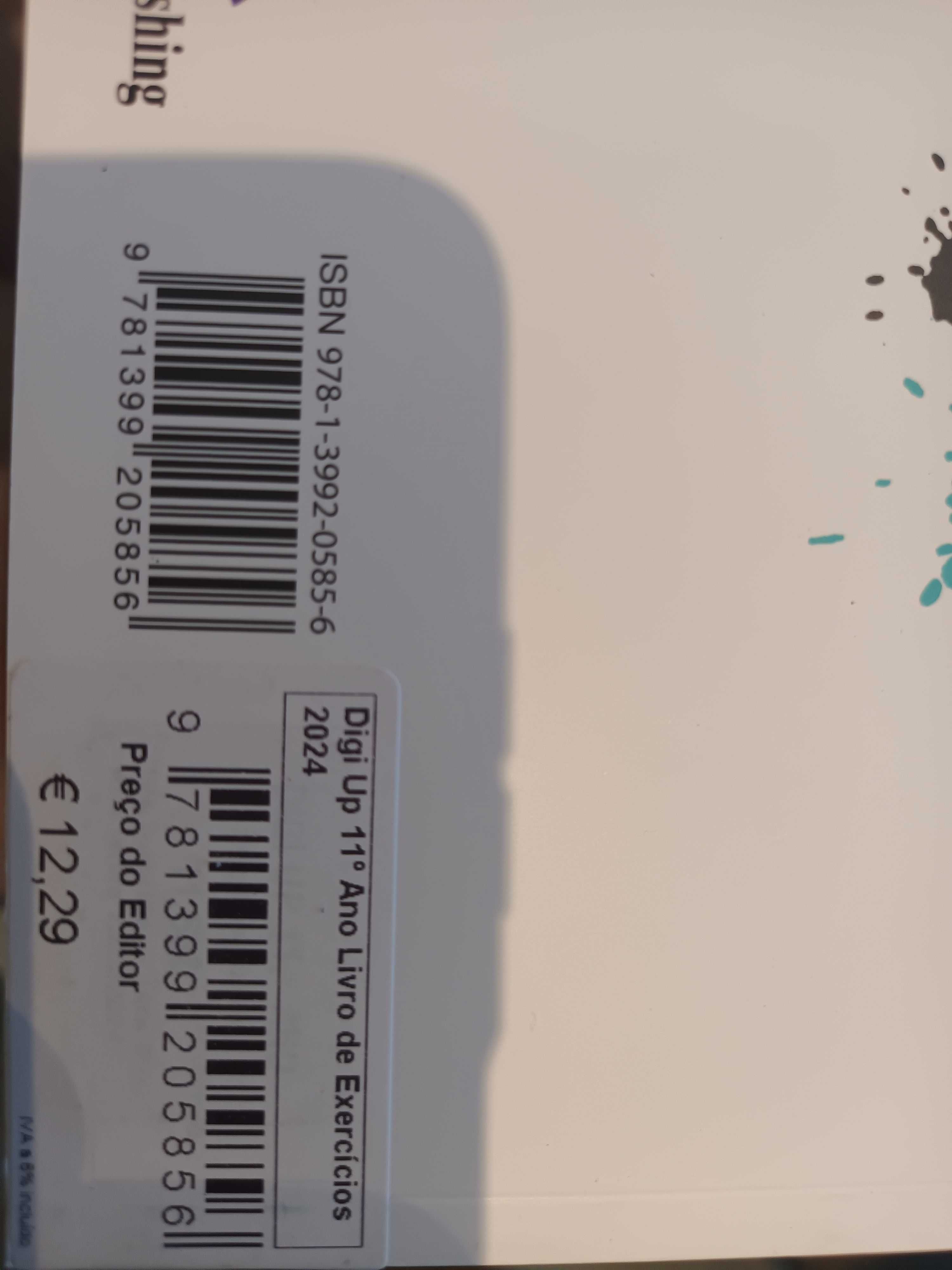 Livro de Inglês de 11° ano DIGI UP