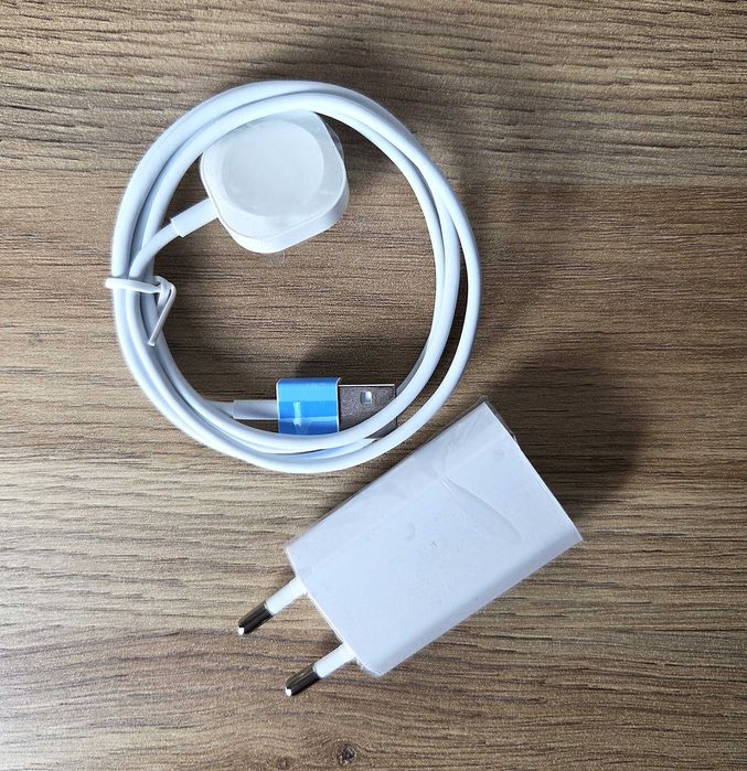 Ładowarka magnetyczna Luosike 5W z kablem i adapterem