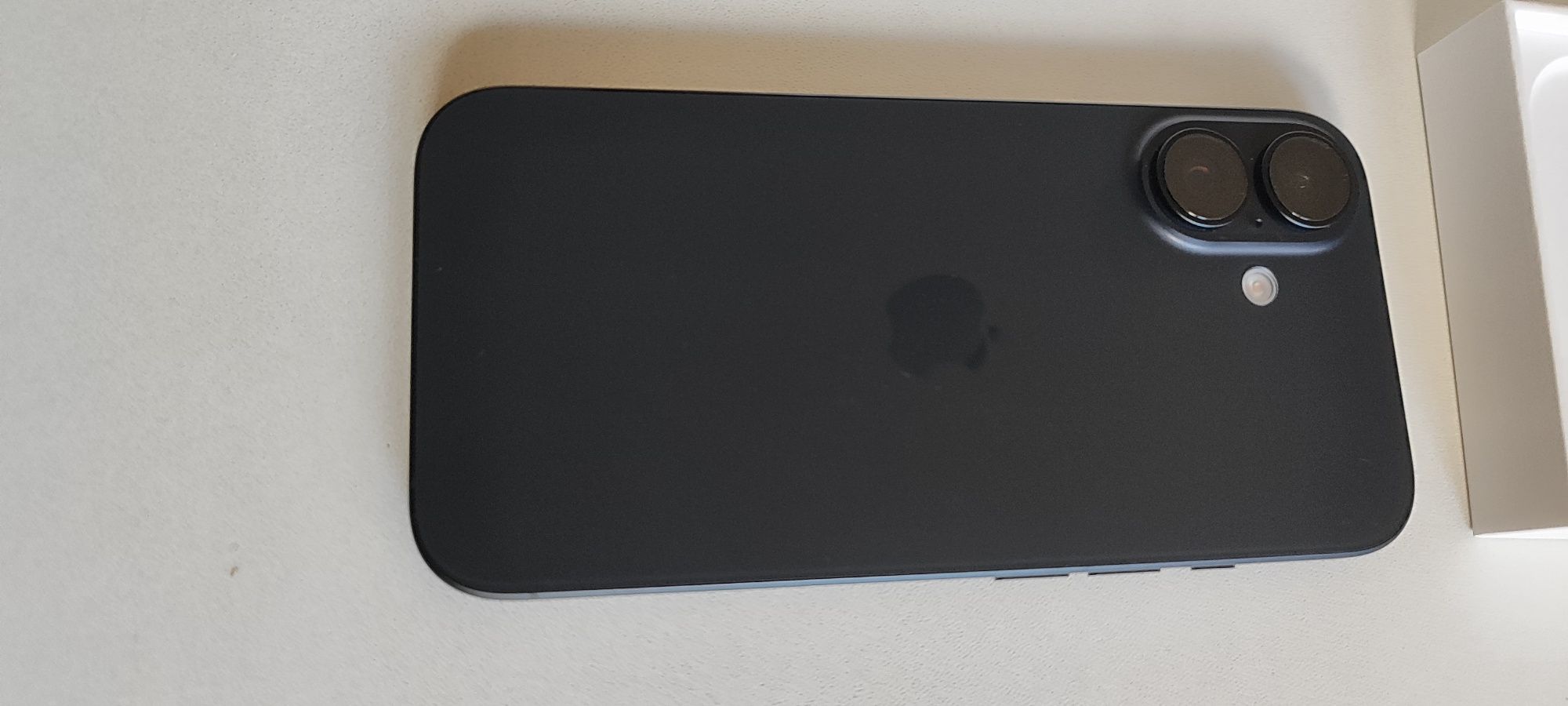 Nowy iPhone 16 Media Markt