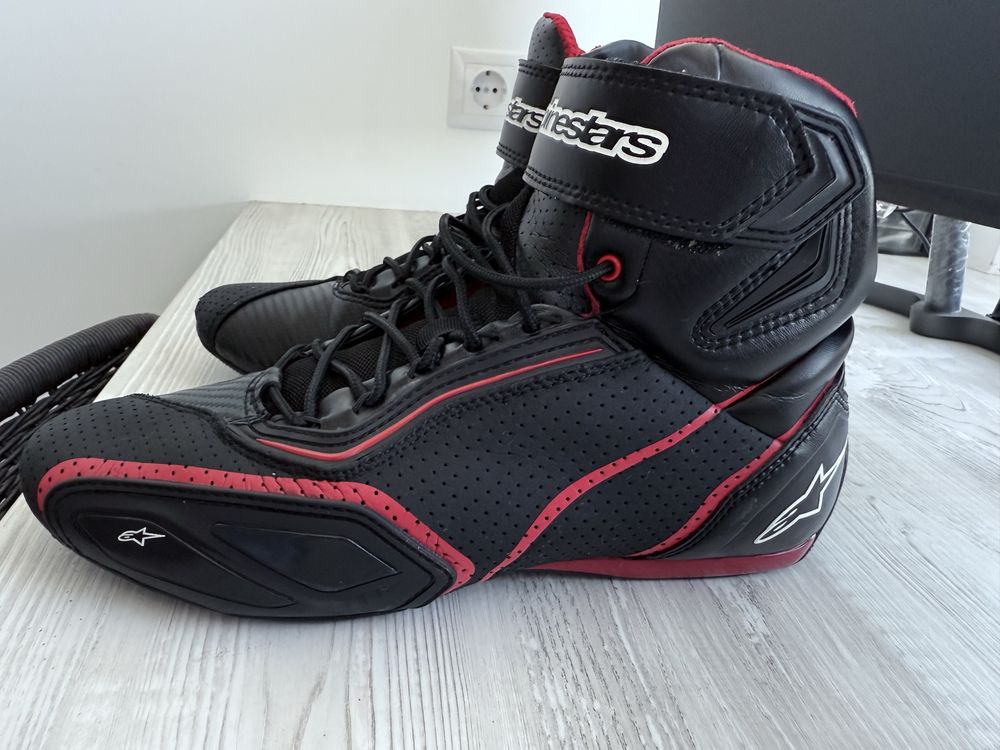 Продам мотоботы / мотокросівки Alpinestars SEKTOR 42