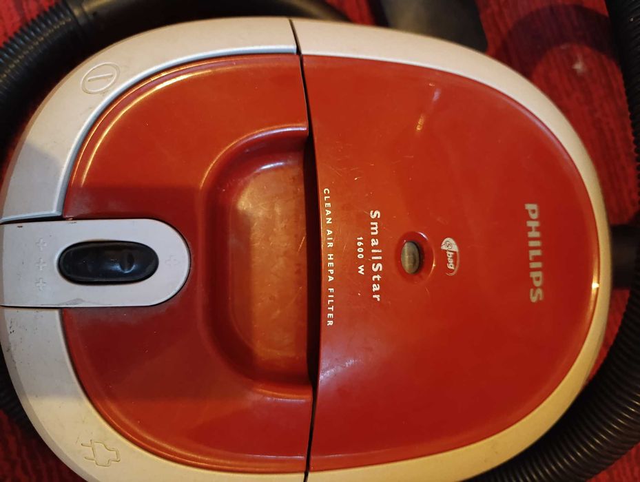 Пылесос Philips 1600W