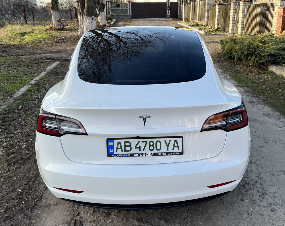 Tesla Model 3. 60kw. 2022 рік