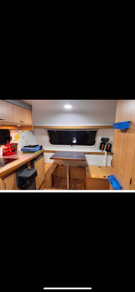 Caravana Pluma 300
