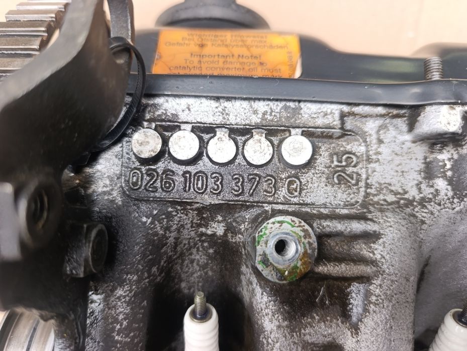 Головка блоку 026103373Q  Vw Audi Seat  1.6-1.8 Passat b3-b4 Audi 80