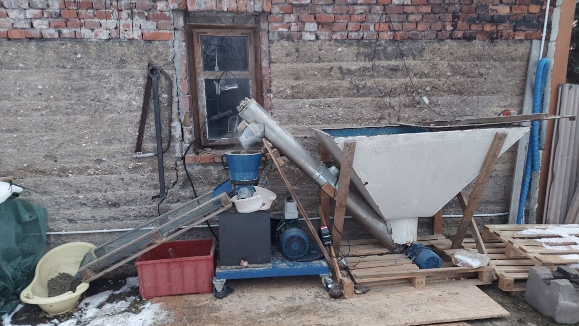 Peleciarka Technomaszbud prime 200 11kw Granulator + podajnik Pellet