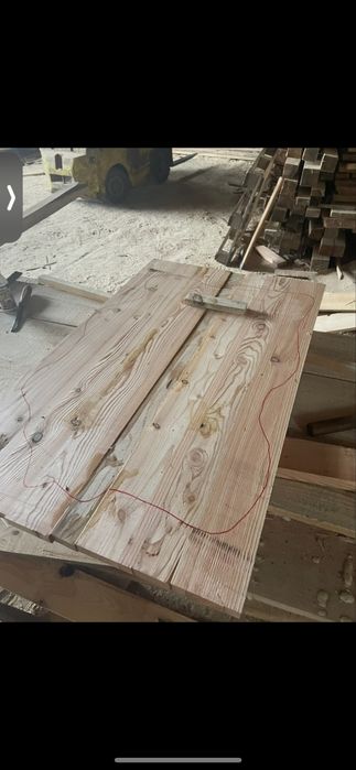 Deski, łaty, kantówki, stoły, ambony, parapet