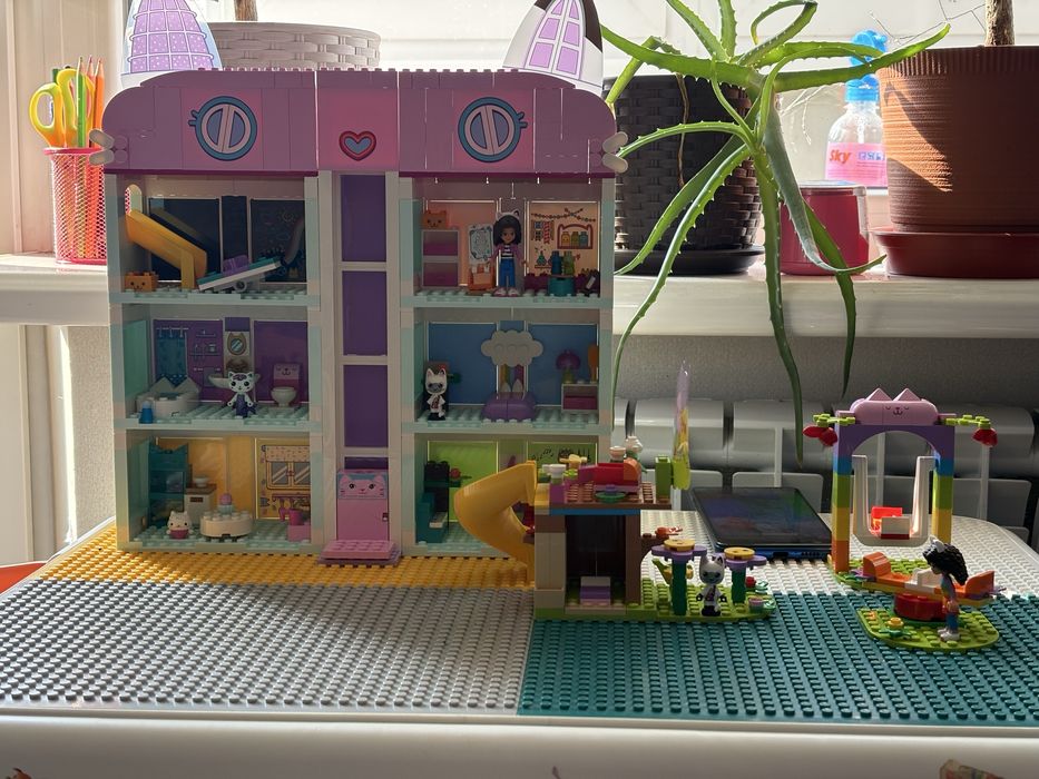 Стіл дитячий для Lego