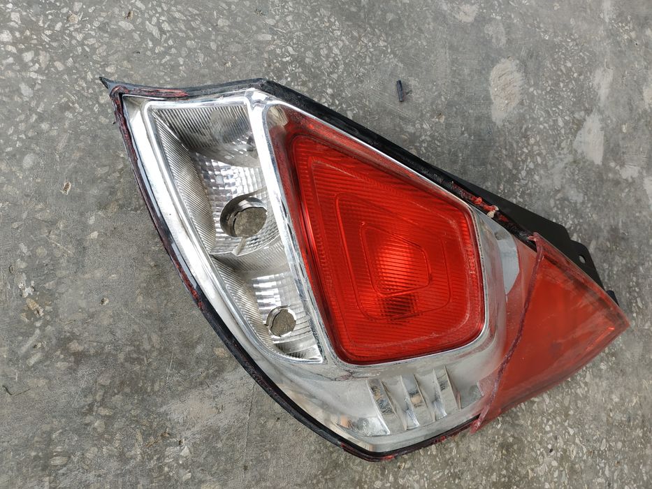 Корпус фари Ford Fiesta MK 7