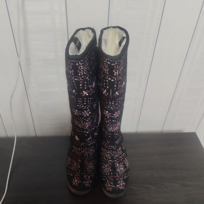 Валянки зимові теплі