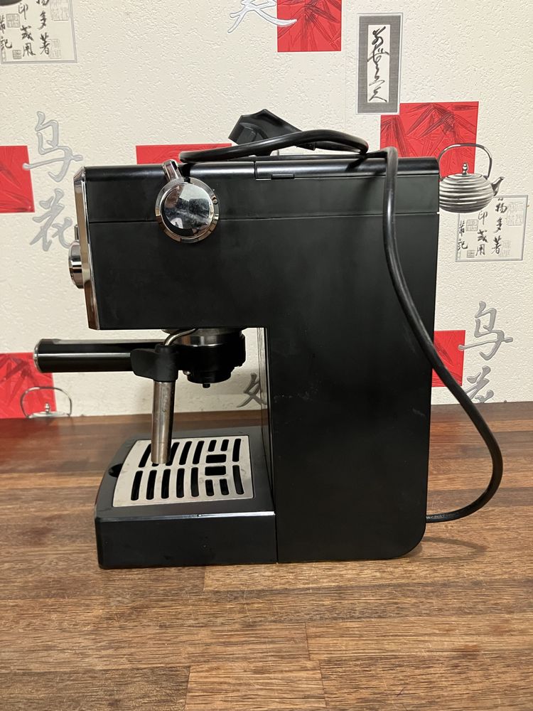 Ekspres kolbowy do kawy, Saeco HD 8325