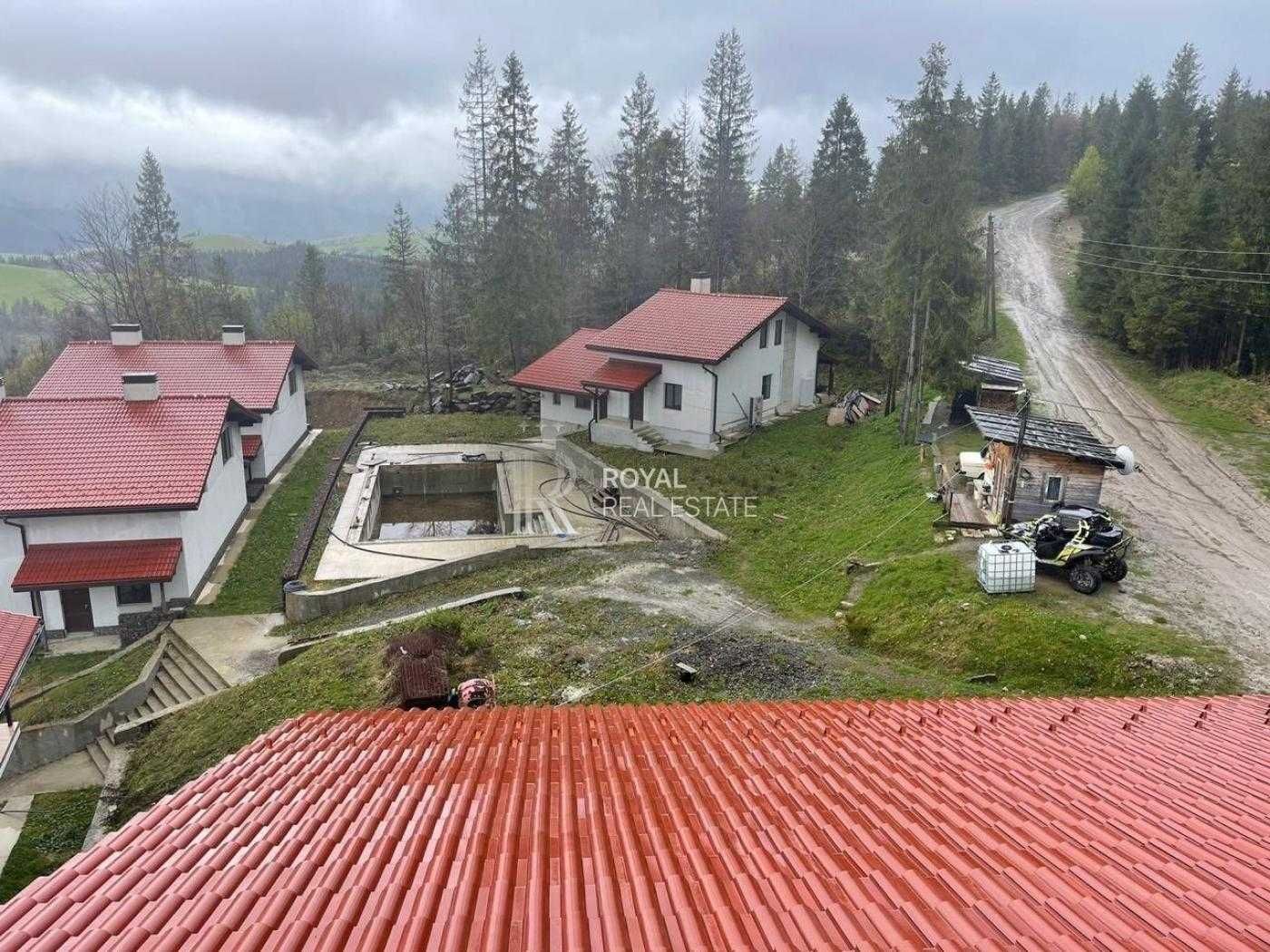 Продаж готельний комплекс 1893 м2, 85 сот Пилипець Буковель Закарпаття
