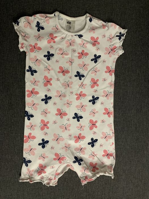 Rampers w motylki hm 86