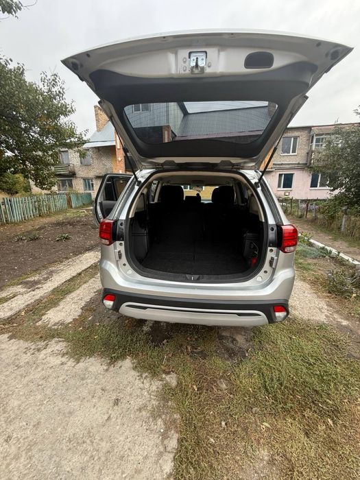 Mitsubishi outlandar 2018 | Міцубісі аутлендр 2018 | автомобіль