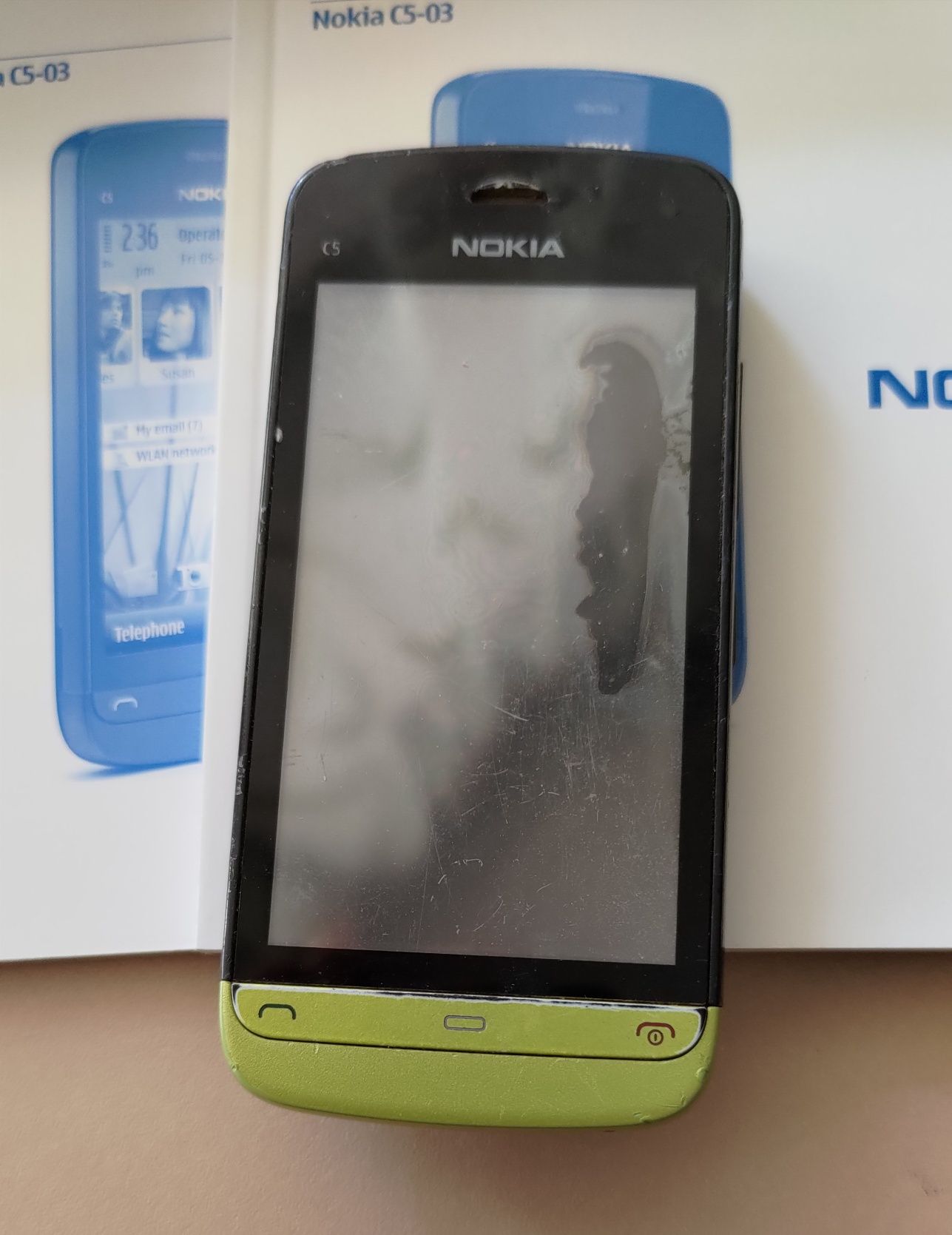 Nokia C5-03 Lime Green - повний комплект