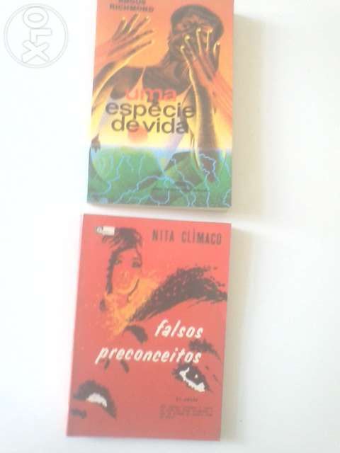 2 livros (romances)