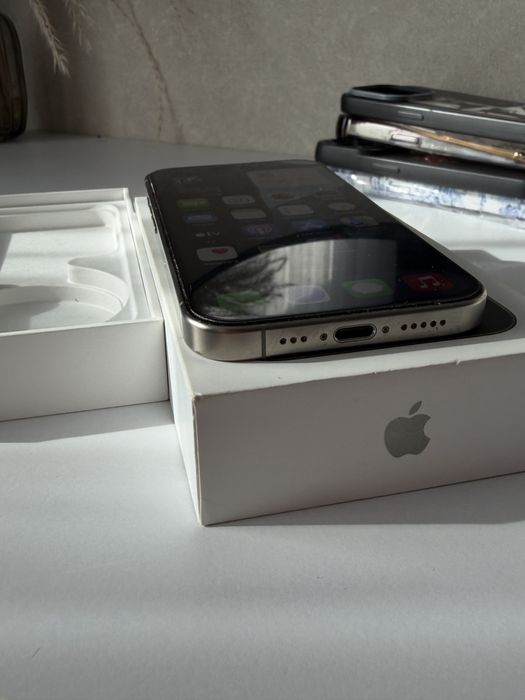 Айфон 15 про 256 продам