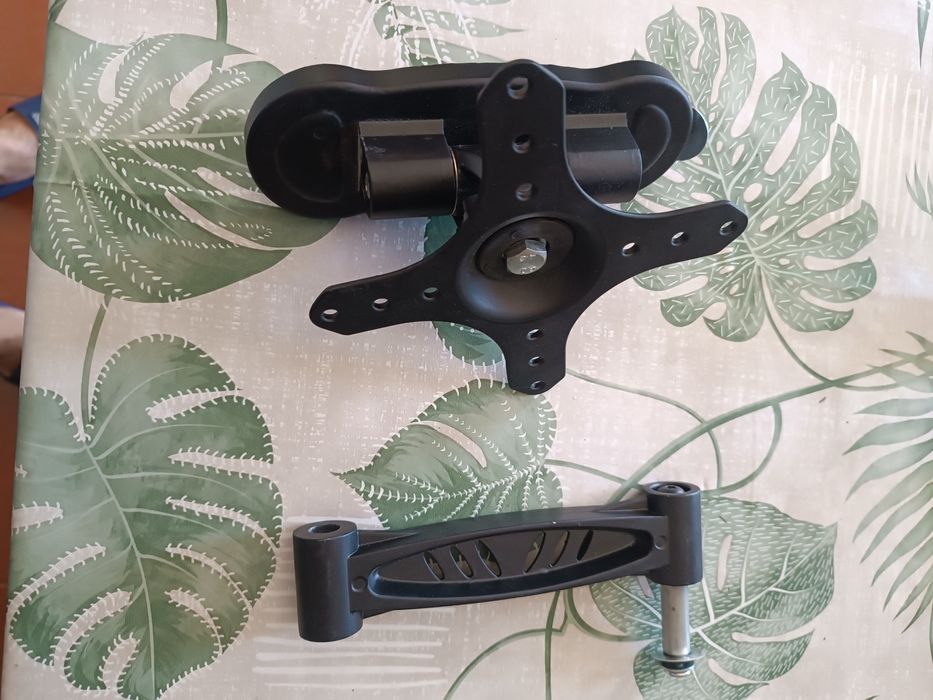Suporte para TV pequena