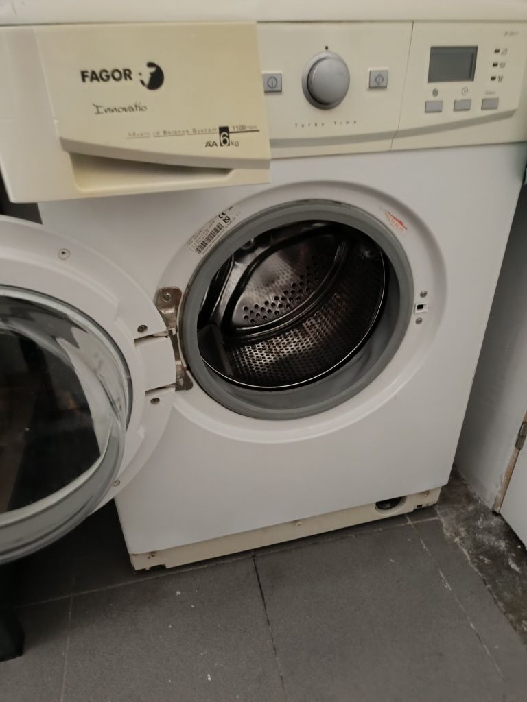 Máquina de Lavar Fagor 3F-2611 — 40€ (negociável)